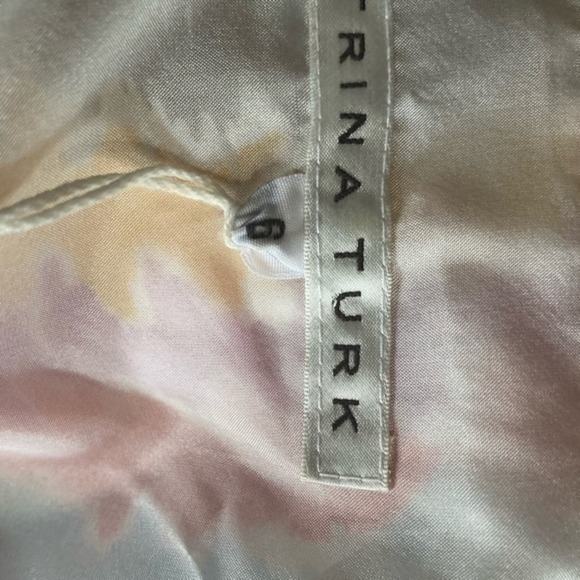 Trina Turk Multicolor Zig-Zag Print 100% Silk Dress Size 6 - Picture 3 of 7